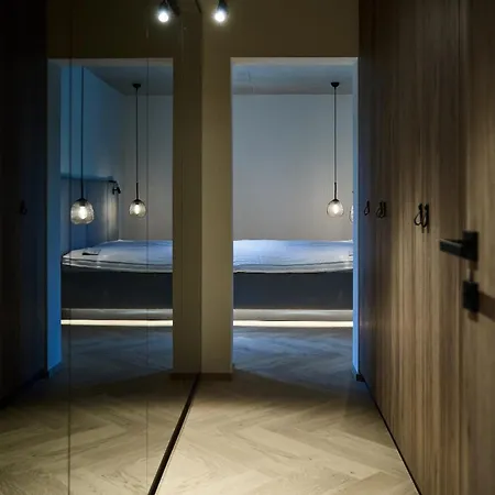 Gerl Homes - Adults Only וואלס