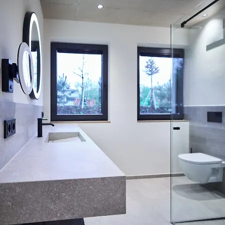 Gerl Homes - Adults Only *